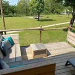 אוהל מפואר Glamping Place De La Famille *