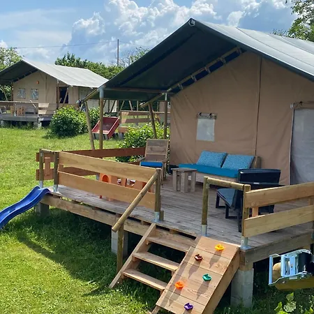 Campismo de Luxo Glamping Place De La Famille